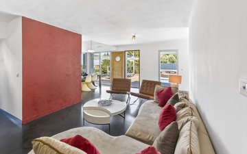 Property slide 10
