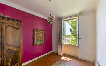 Property slide 15