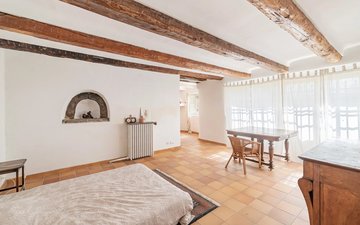 Property slide 14