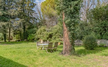 Property slide 17