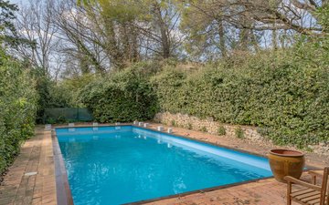 Property slide 18
