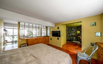 Property slide 7