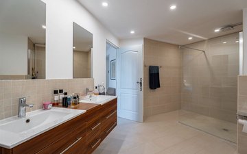 Property slide 7