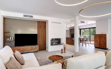 Property slide 4