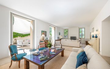 Property slide 16