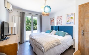 Property slide 18
