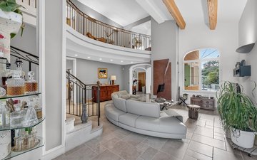 Property slide 14