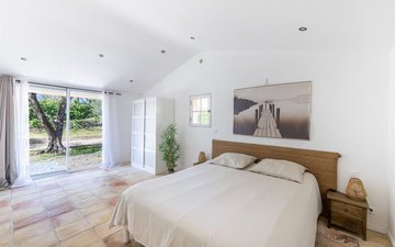Property slide 16