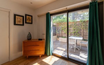 Property slide 16