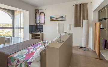 Property slide 17