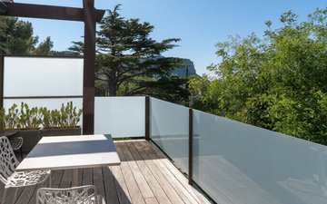 Property slide 19