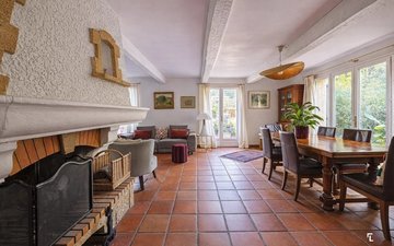 Property slide 8