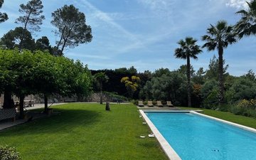 Property slide 9