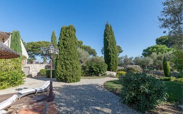 Property slide 18