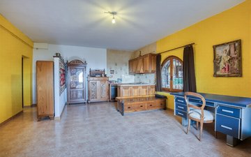 Property slide 16