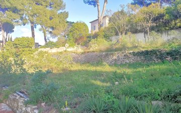 Property slide 10