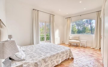 Property slide 7