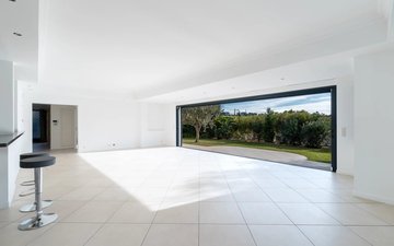 Property slide 4