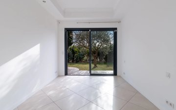 Property slide 6