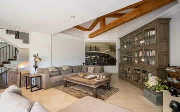 Property slide 19