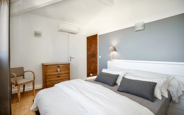 Property slide 17