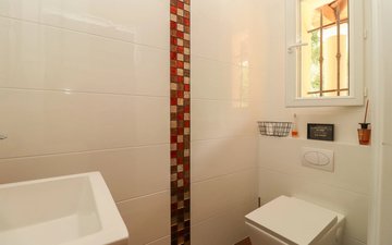 Property slide 10