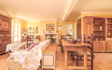 Property slide 18