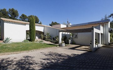 Property slide 17