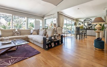 Property slide 4