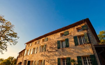 Property slide 15