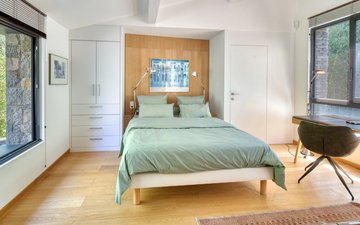 Property slide 5
