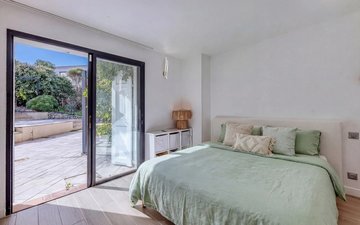 Property slide 7