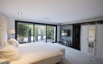 Property slide 17