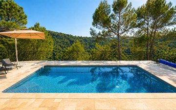 Property slide 8