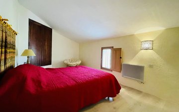 Property slide 14