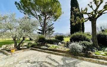 Property slide 18