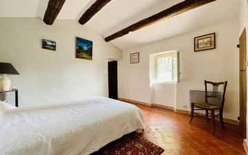 Property slide 10