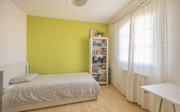 Property slide 8