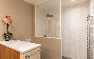 Property slide 16