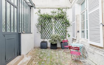 Property slide 18