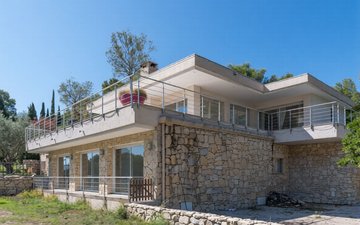 Property slide 6