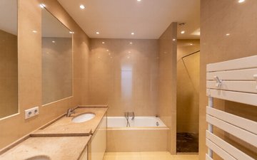 Property slide 19