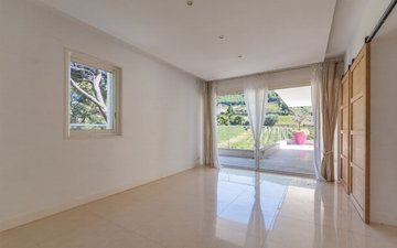 Property slide 15