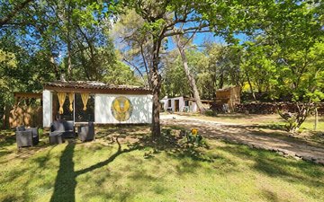 Property slide 17