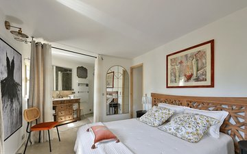 Property slide 19