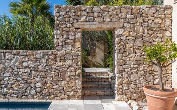 Property slide 18