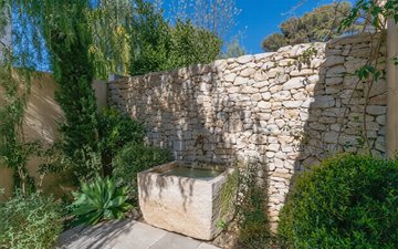 Property slide 14
