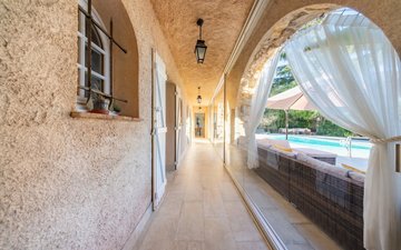 Property slide 15