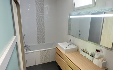 Property slide 14
