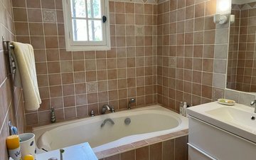 Property slide 15
